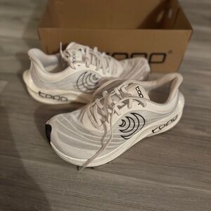 Topo Athletic White Running Shoes